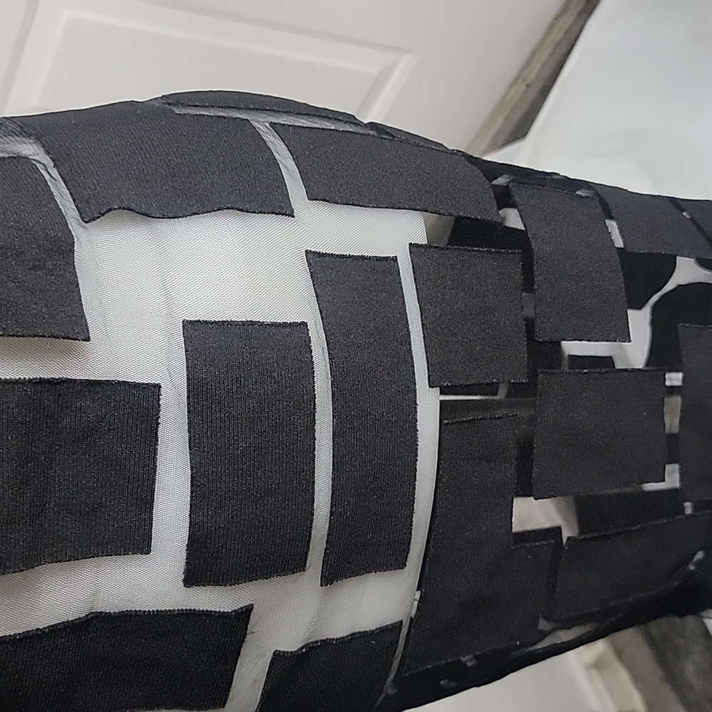 Black/ Sheer Geometric Mesh Patchwork Sleeveless … - image 3